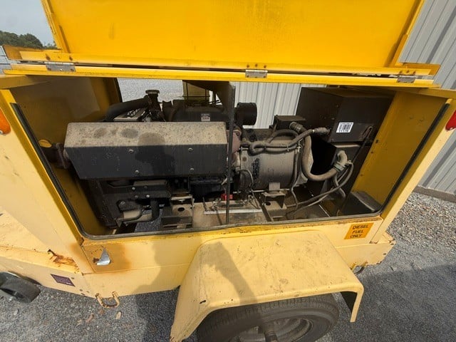 10 KW CK Power #CKH-4310, mobile diesel generator set, 120/240 Volts, 1-phase, Kubota V1305 engine - Image 6