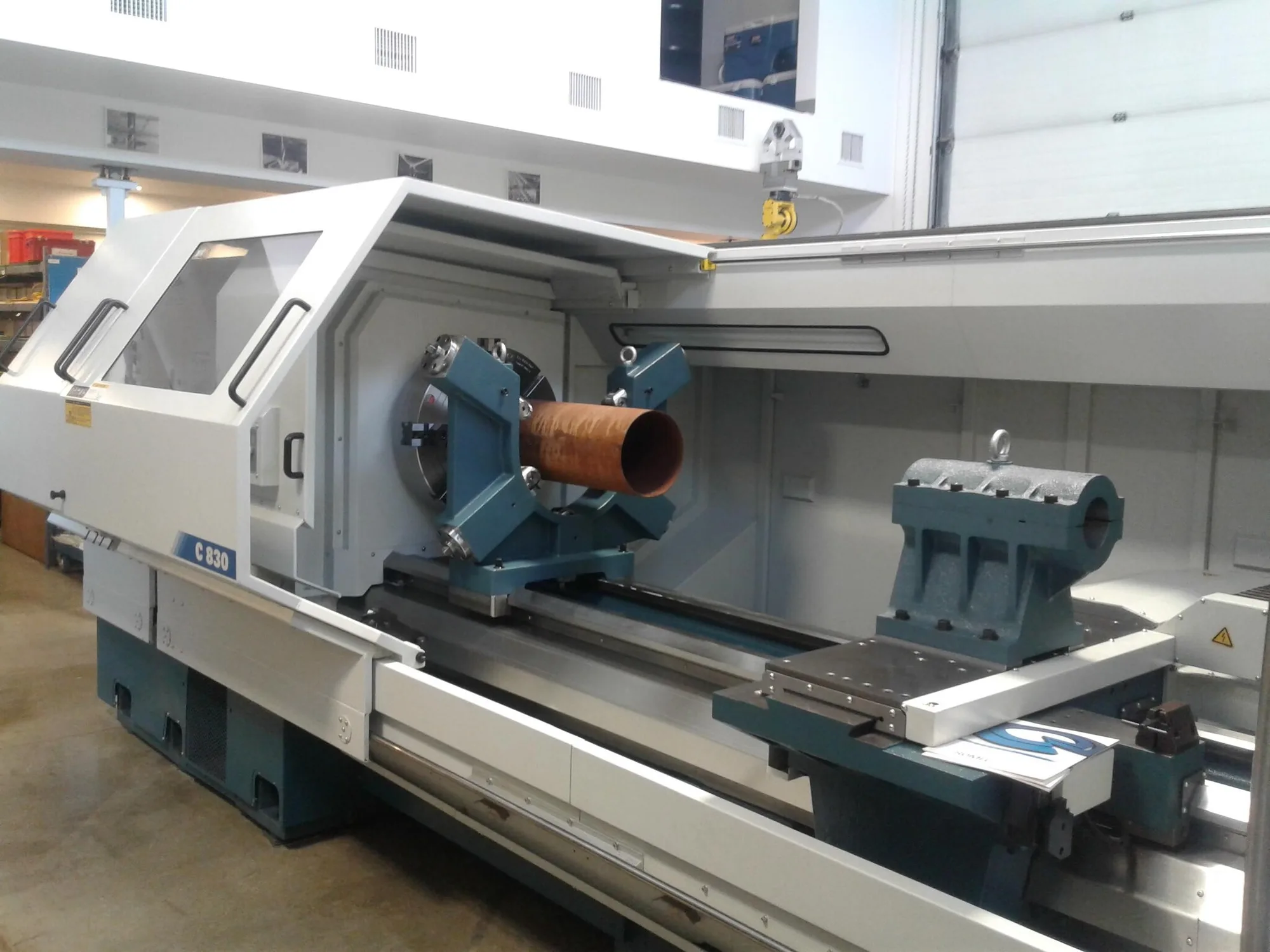 Romi #C830, CNC Lathe, 33.4" swing, 24" 4-jaw chuck, 21.6 " turning diameter, 10.2" bar, 775 RPM, Dorian tool - Image 2