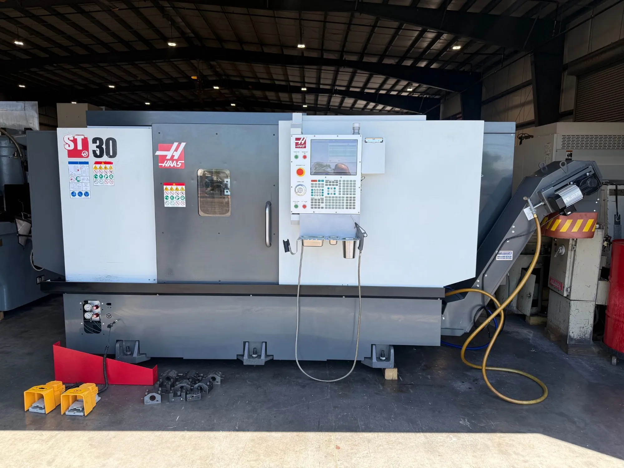 Haas #ST-30, CNC lathe, 21" swing, 10" 3-jaw chuck, 3" bar, 3.5" bore, 32.5" length, 3400 RPM, A2-6, 12 - Image 1