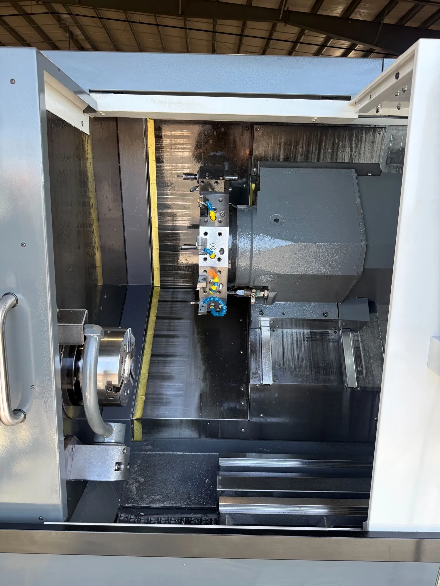 Haas #ST-30, CNC lathe, 21" swing, 10" 3-jaw chuck, 3" bar, 3.5" bore, 32.5" length, 3400 RPM, A2-6, 12 - Image 8
