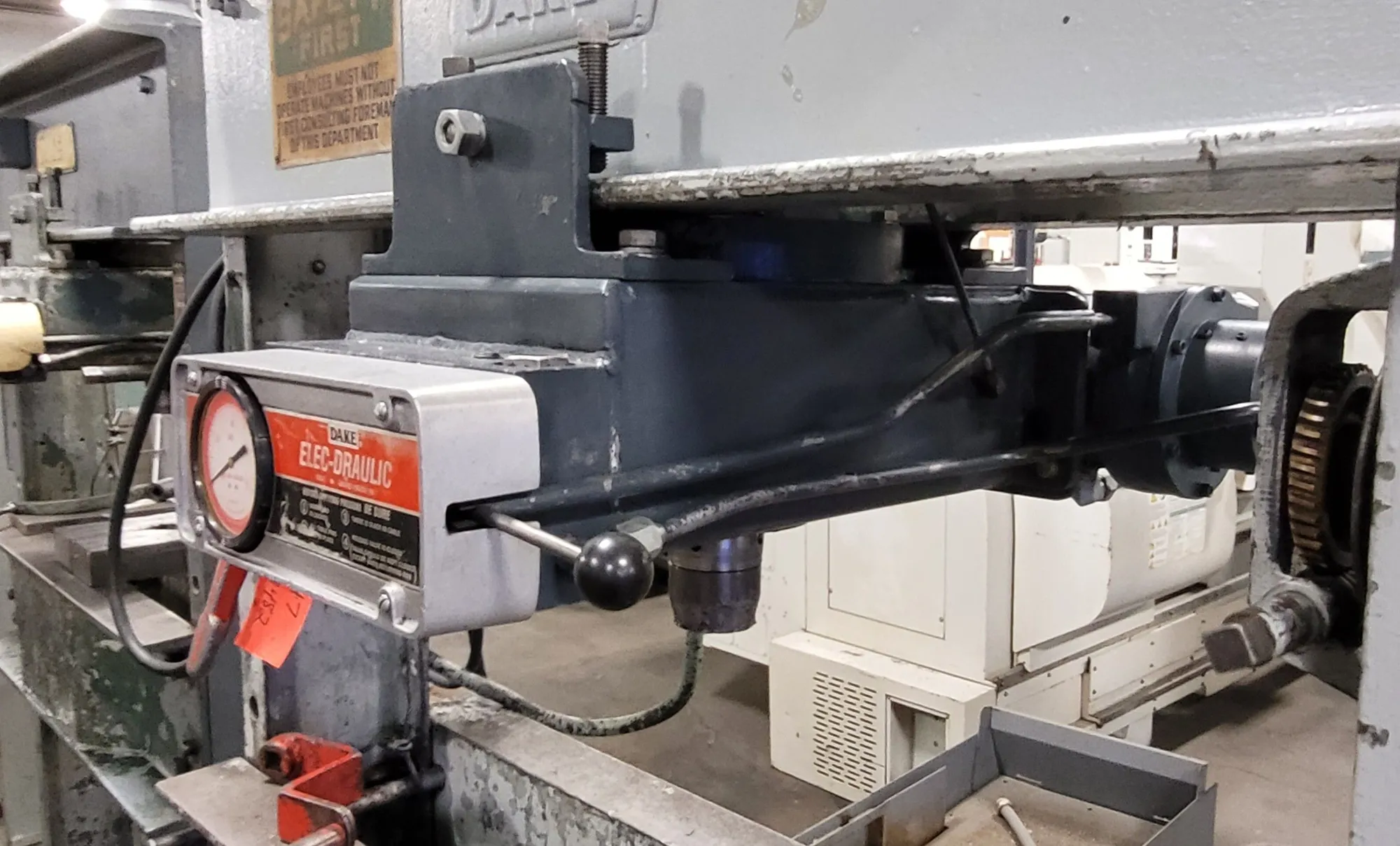 75 Ton, Dake #5-075, Elec-Draulic I H-Frame Press, 10" Ram Travel, 44" between housing, 36" daylight, 2 HP - Image 5
