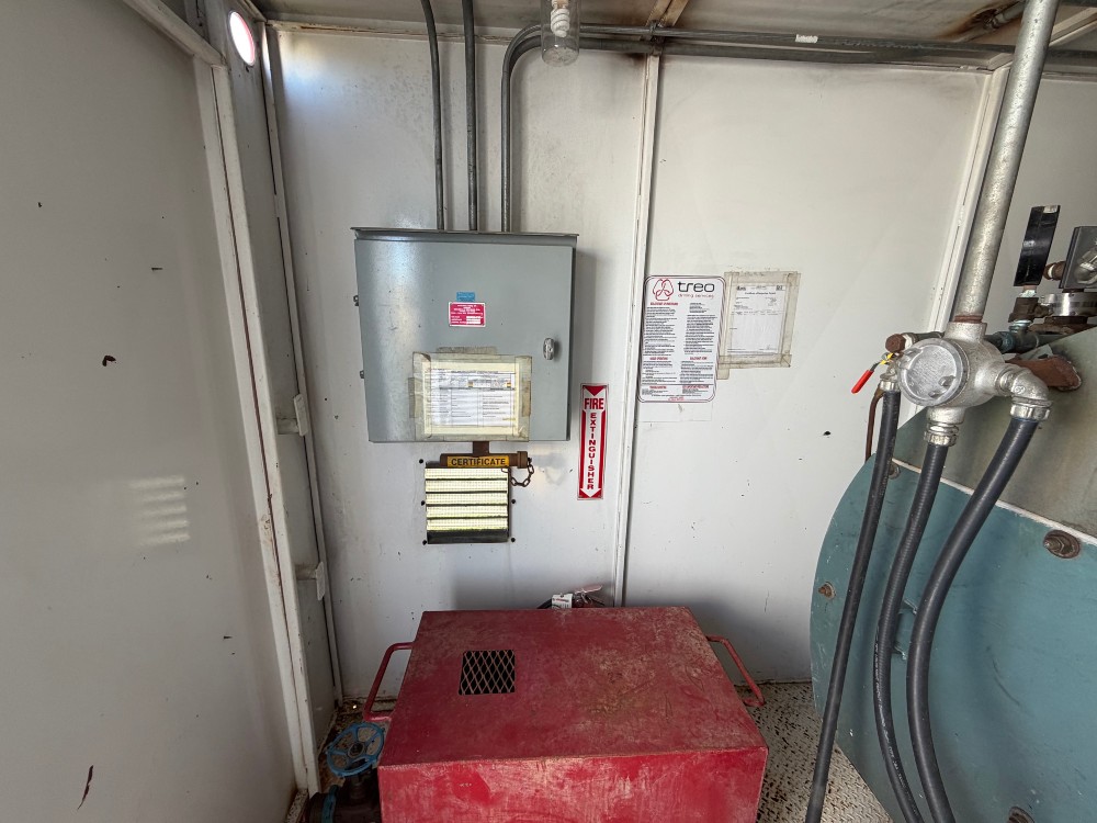 60 HP William & Davis #780, horizontal firetube steam boiler, fully enclosed - Image 4