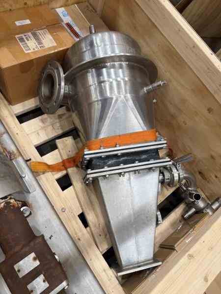 Alfa-Laval #BREW-300, Stainless Steel Disc Separator, 7488 RPM bowl, 200 BBL/hr, 30 KW motor, 60 Hz., 2003 - Image 8