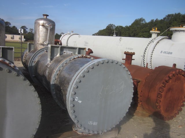 2997 sq.ft., 75 psi shell, 75 psi tube, Atlas Industrial, 300°F, .75" tube diameter, 12' tube length, 1982 - Image 1