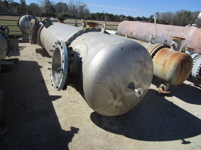 2520 sq.ft., 25 psi shell, 10, Praj Industries, 239°F shell, 212°F tube, 1" tube diameter, 9'10" tube - Image 3