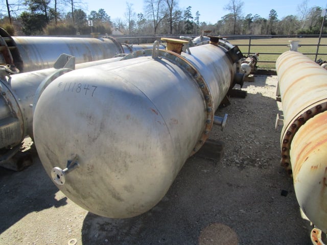 2520 sq.ft., 25 psi shell, 10, Praj Industries, 239°F shell, 212°F tube, 1" tube diameter, 9'10" tube - Image 4