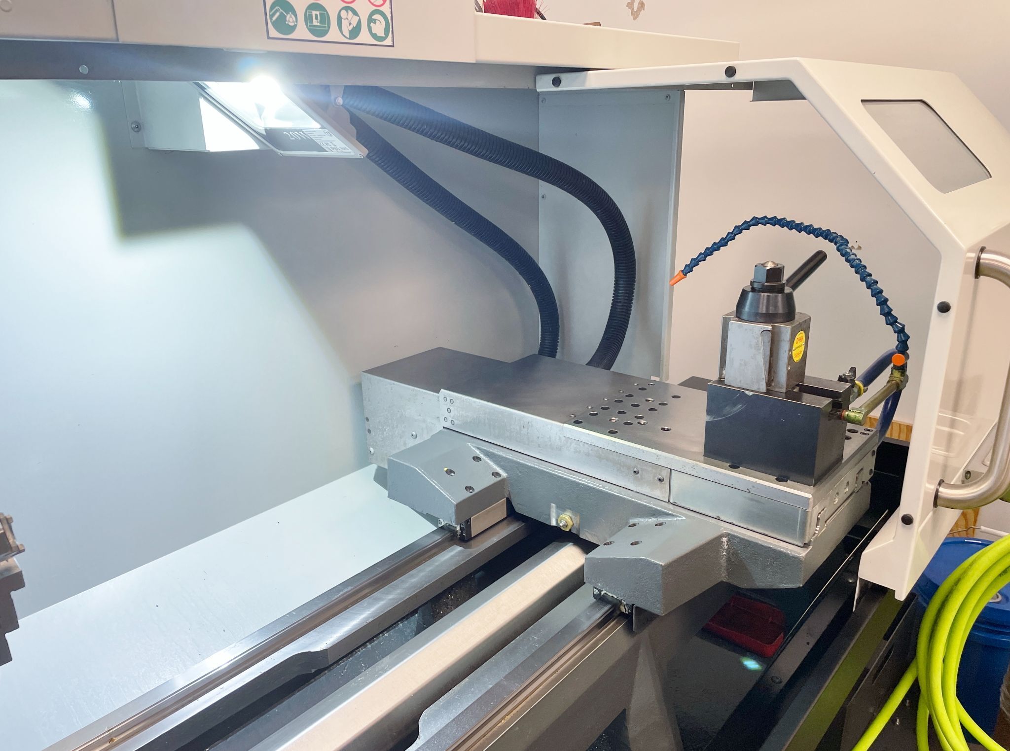 Haas #TL-1, cnc lathe, 20" swing, 11" swing over cross slide, 16" diameter x 30" L max, 7" chuck, 10 HP, 1800 - Image 7