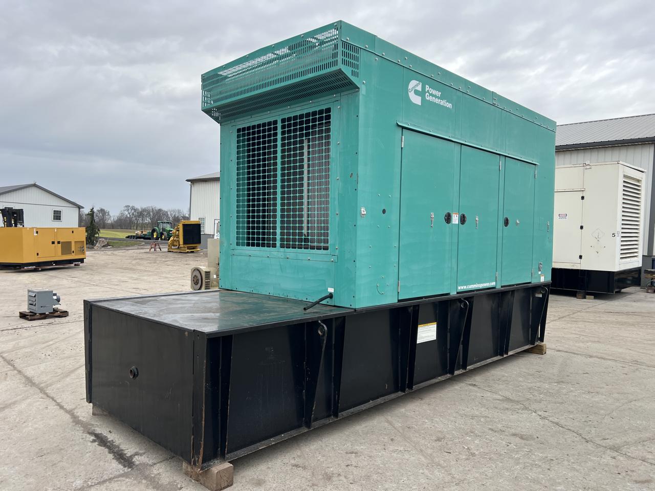 500 KW Cummins #DFEK-4505105, diesel generator set, 277/480 Volts, 1/3 phase, 755 HP @ 1800 RPM, sound - Image 5