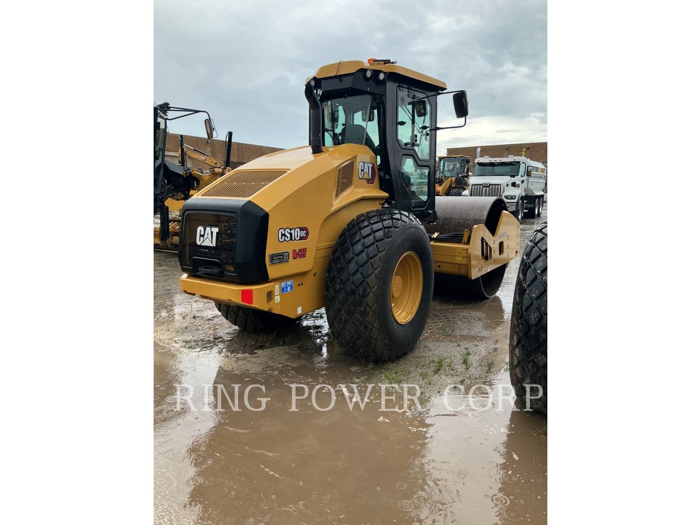 Caterpillar CS10GCCAB, 458 hours, S/N: 6GV00308, 2024 - Image 3