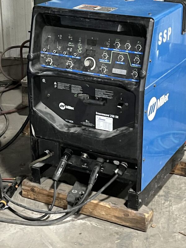 Jetline #LWC-168, 14' combination internal external longitudinal seam welder with Miller welder arc length - Image 8