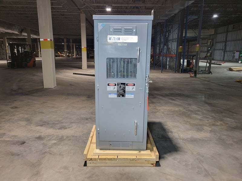 200 Amp. Eaton #MMVS01N010Y, mini-mvs metal-enclosed load interrupter switchgea, 5000 Volts, 3PH, 2014 - Image 1