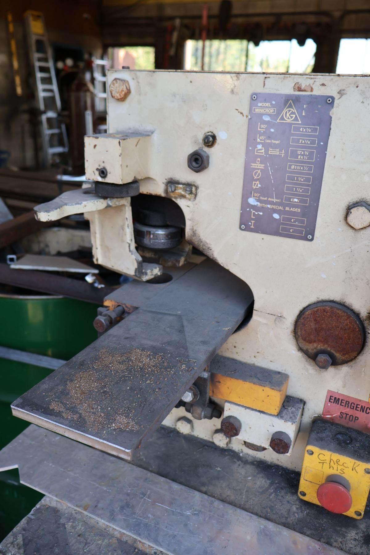 4" x 4" x 3/8" Geka #Minicrop, ironworker, 50 ton, foot pedal Control - Image 7
