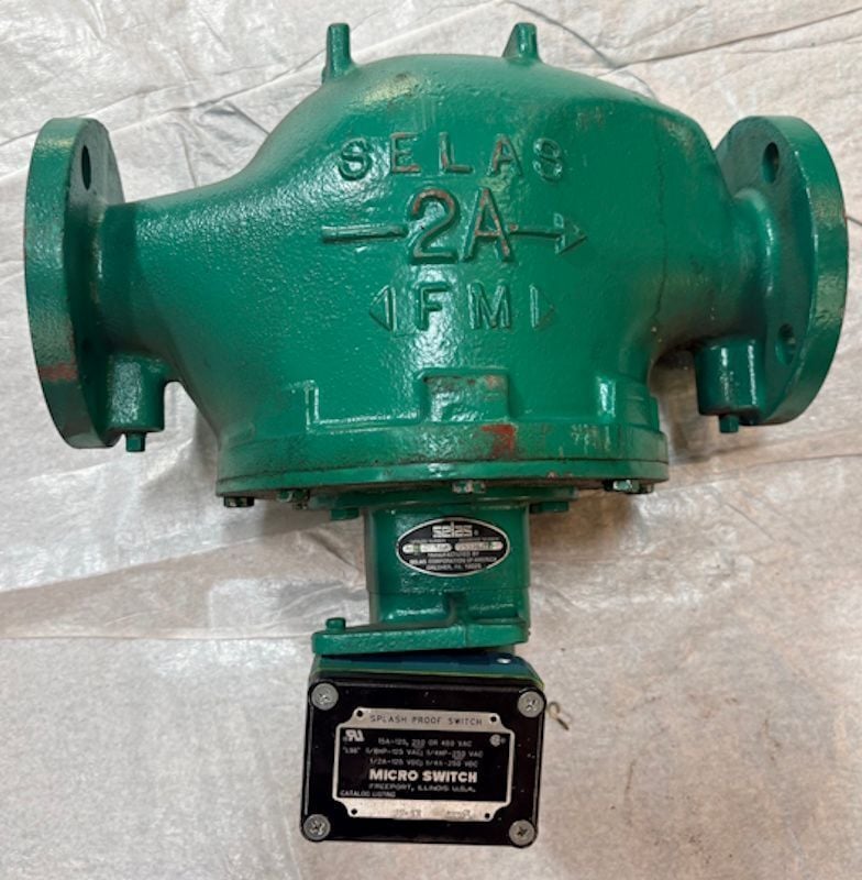 Selas #AFS-16A, fire check w/ micro switch L96 - Image 1