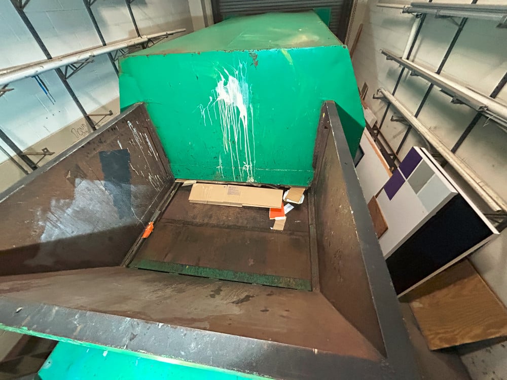 Philadelphia, 30-Yard Self-Contained Compactor, 2CY Charge Box, Liquid-Tight Roll-Off, 1997 - Image 1