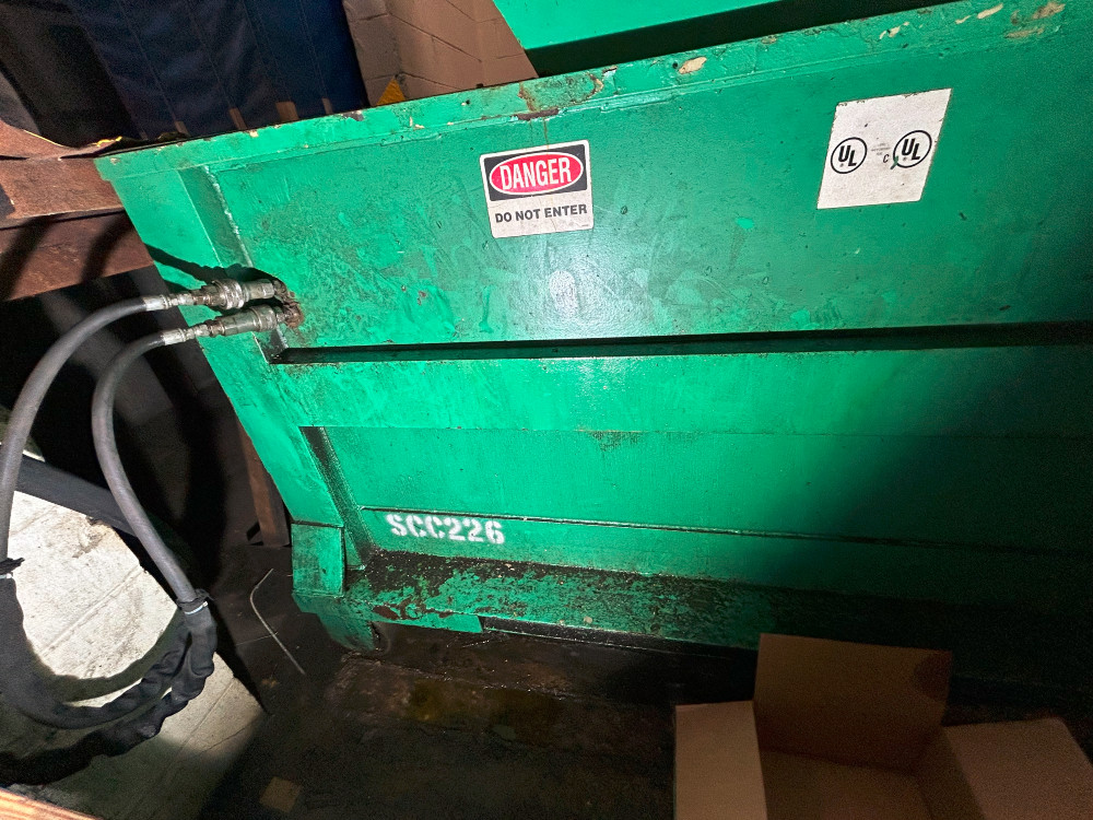 Philadelphia, 30-Yard Self-Contained Compactor, 2CY Charge Box, Liquid-Tight Roll-Off, 1997 - Image 6