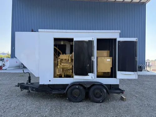350 KW Caterpillar #3406C, diesel generator set, 480 Volts, 3-phase, 2440 hours, 519 HP, Tier 1, sound - Image 2