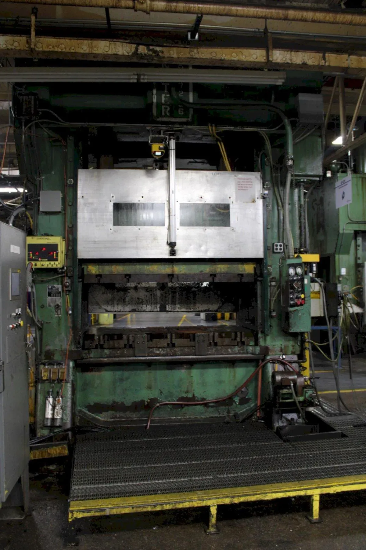 300 Ton, Minster #300-TON-SSDC, Straight Side Double Crank Press, 8" stroke, 36" shut height, 72" x 36" - Image 5