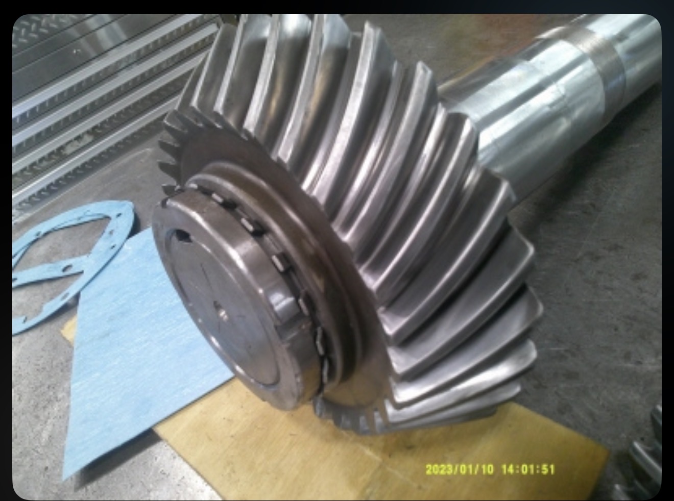 404 HP @ 1000 RPM, Amarillo Gear #SL600A, Right Angle Gear Drive, 7.00 :1 horizontal ratio, 4:1 vertical ratio - Image 7