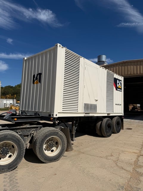 800 KW Caterpillar #3412C, Mobile Diesel Generator, 20' containerized power module, 1800 RPM, 277/480 Volts - Image 2