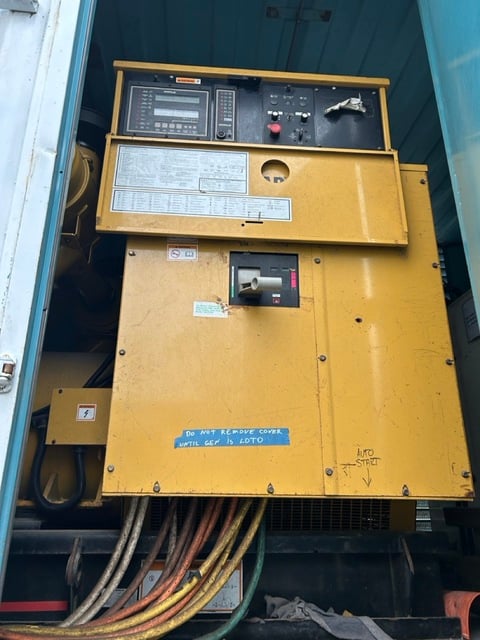 800 KW Caterpillar #3412C, Mobile Diesel Generator, 20' containerized power module, 1800 RPM, 277/480 Volts - Image 5