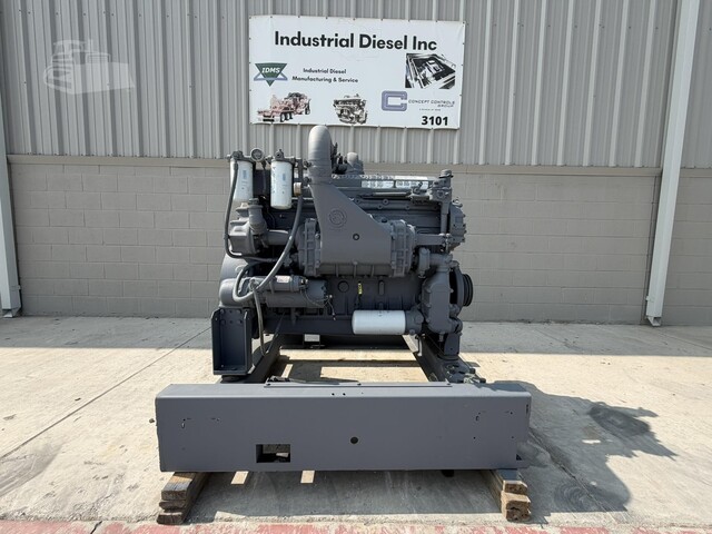 330 HP Detroit #6-71T, diesel engine - Image 1