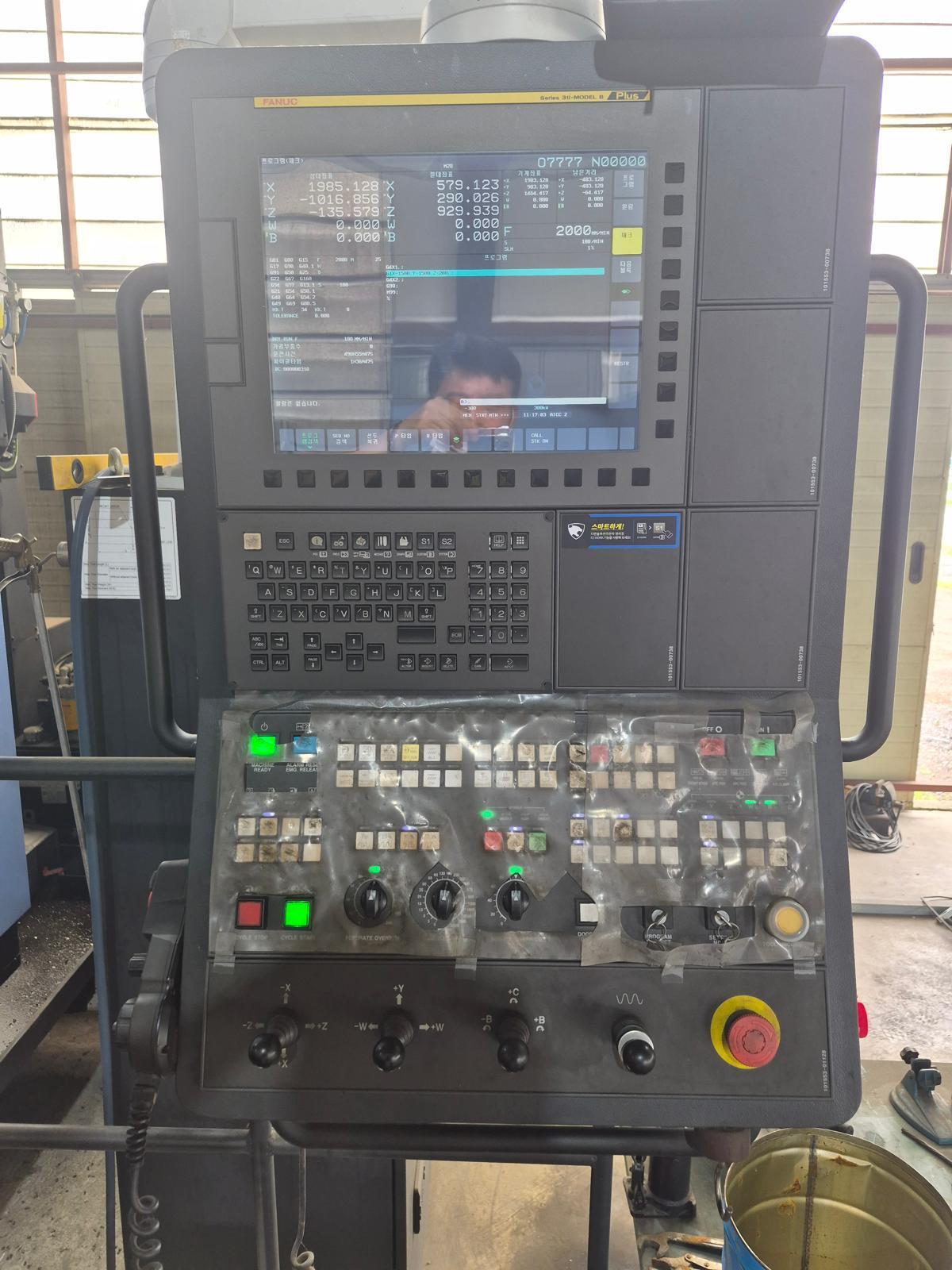 5.12" DN Solutions #DBC-130II, CNC table type horizontal boring mill, Fanuc 31i-B Plus Control, 40 automatic - Image 8