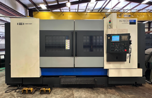 Hwacheon #Hi-Tech-700, CNC lathe, Fanuc 0i-TD, 35.4" swing, 24" chuck, 4.6" bar, 2012 - Image 2