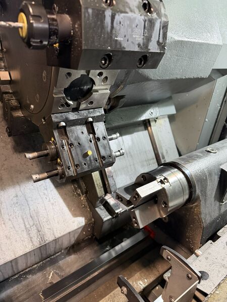 Haas #ST-20Y, CNC lathe, 31.7" swing, 8" chuck, 2" bar, 12" diameter, 21" length, 20 HP, 4000 RPM, sub - Image 9