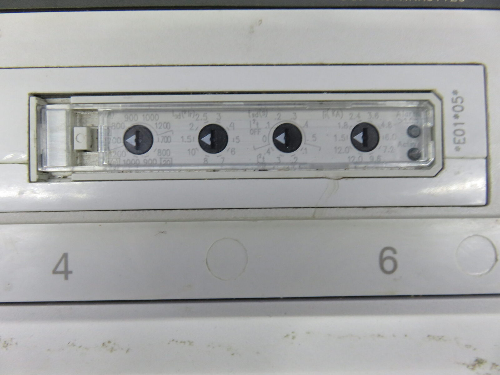 1200 Amps, Siemens #NNX3T120, Circuit Breaker, 3-pole, 600 Volts, adjustable trip - Image 4