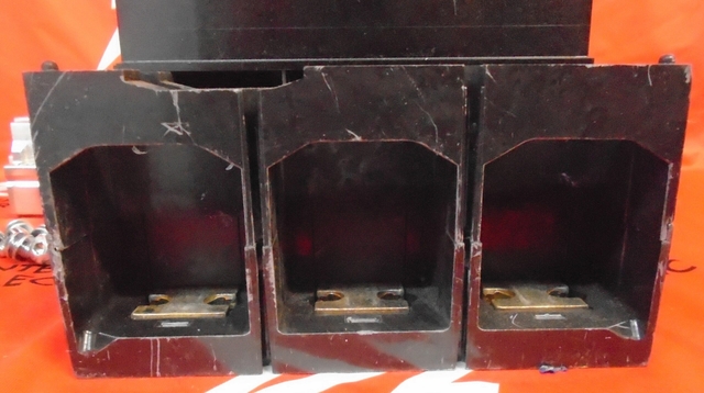 700 Amps, Square D #MJL36700, PowerPact Circuit Breaker, 3-pole, 600 Volts, new - Image 5