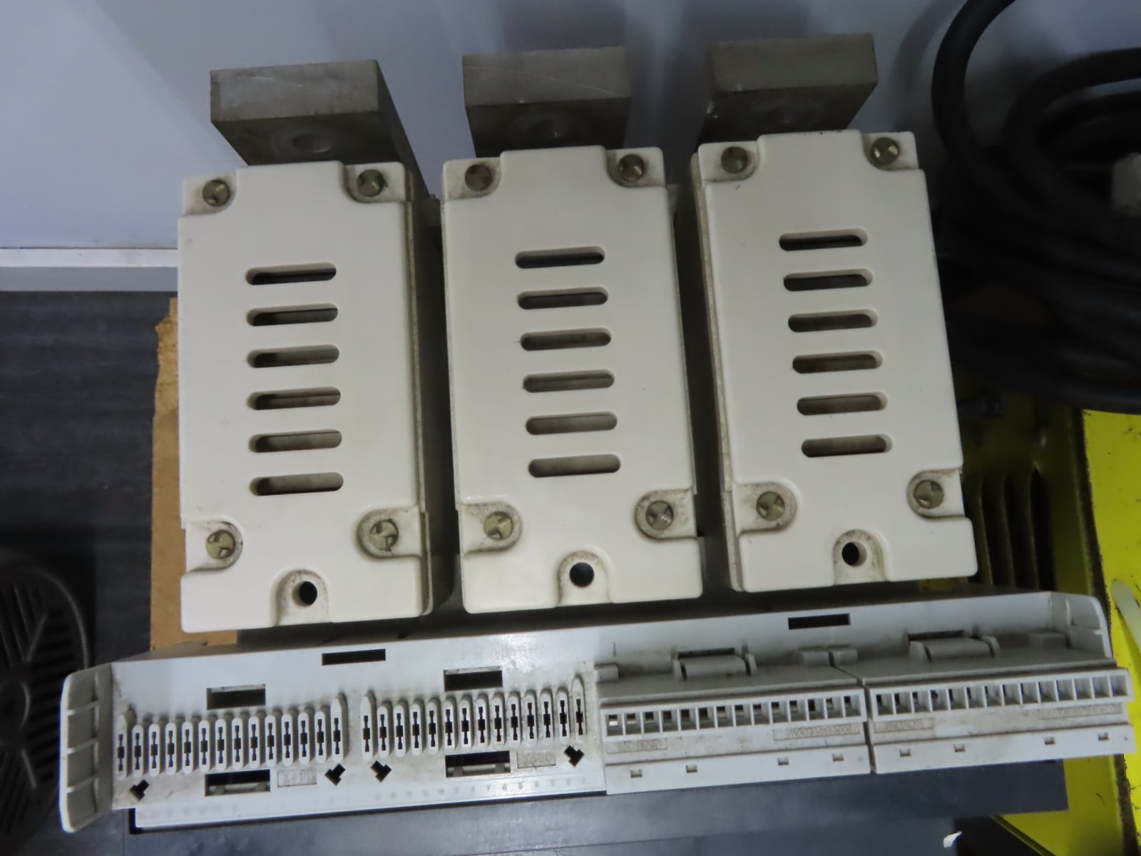 1250 Amps, Siemens #3WN6331-OGB74-3HA1, 3WN6 Air Circuit Breaker, 3-pole, 690 Volts - Image 5