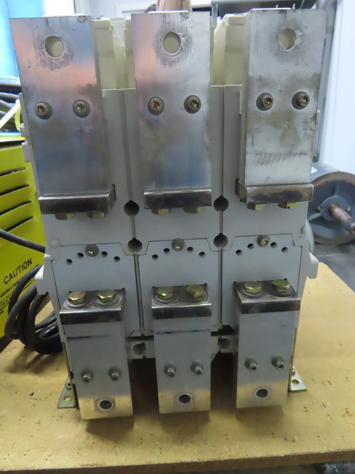 1250 Amps, Siemens #3WN6331-OGB74-3HA1, 3WN6 Air Circuit Breaker, 3-pole, 690 Volts - Image 6