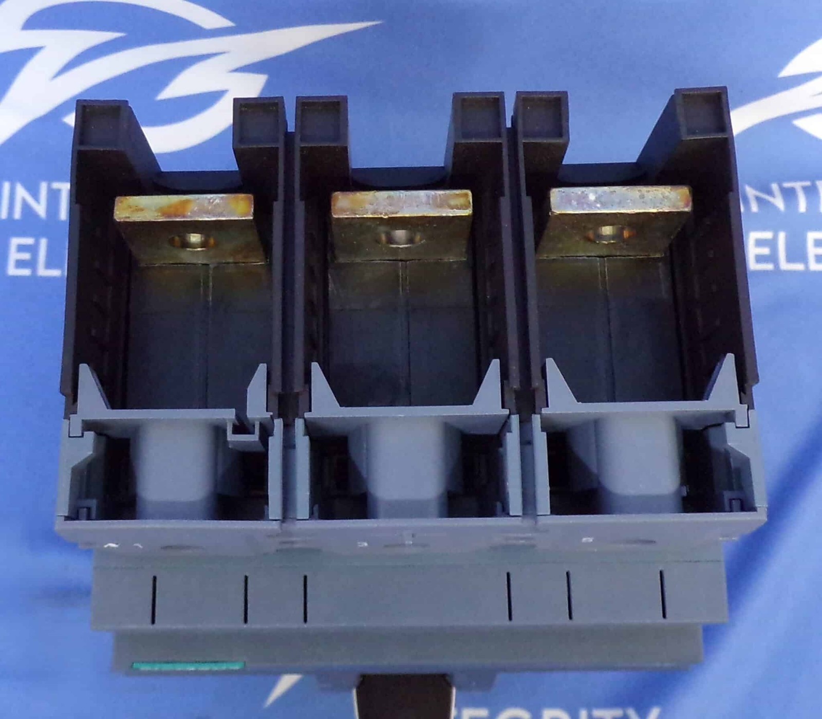 400 Amps, Siemens #3VA6340-5JQ31-0AA0, 3VA6 Molded Case Circuit Breaker, 3-pole, 600 Volts, ETU560 LSIG trip - Image 9