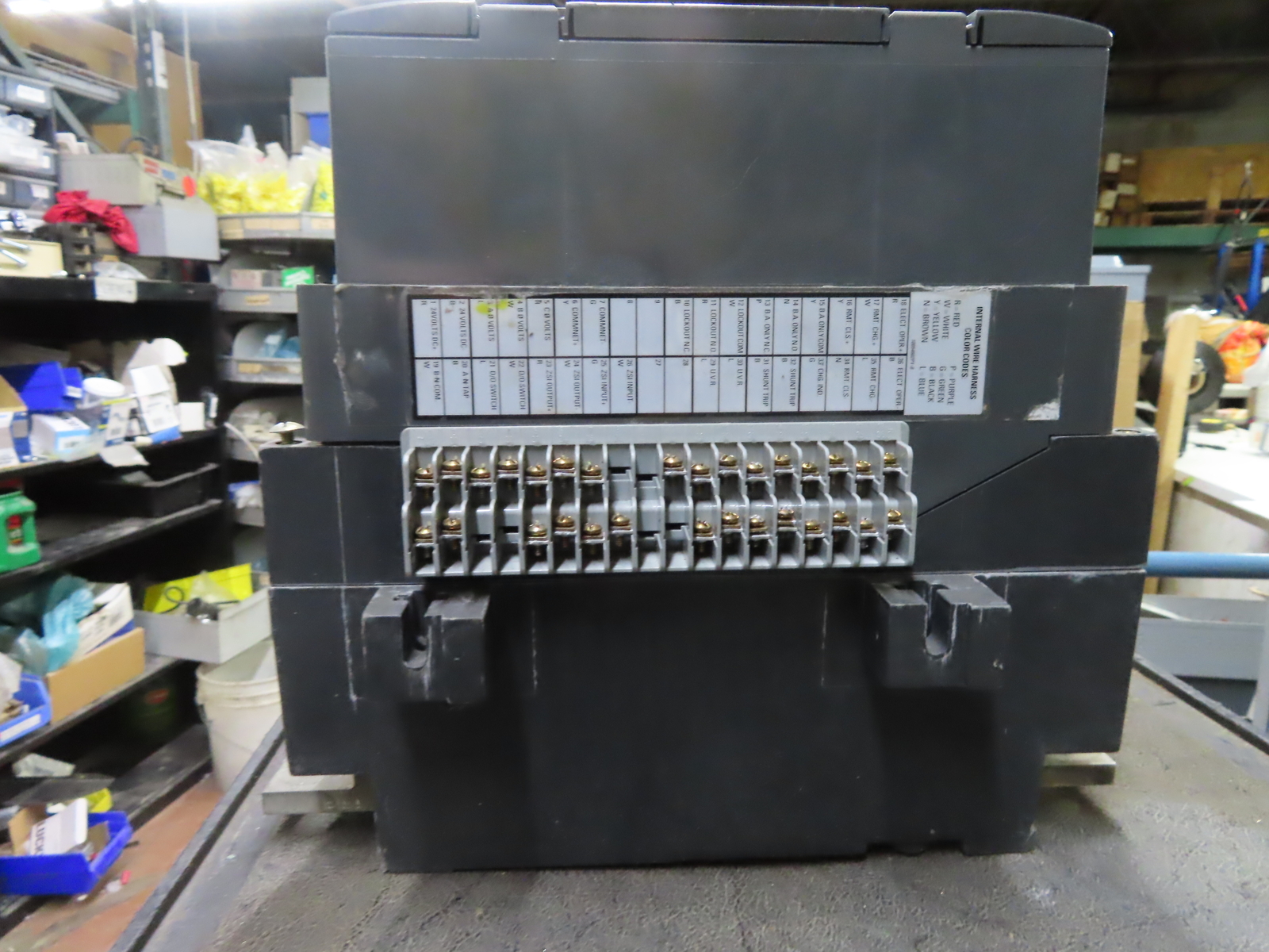 1600 Amps, General Electric #SSF16B216, Circuit Breaker, 3-pole, 600 Volts, Type TR16B trip - Image 6