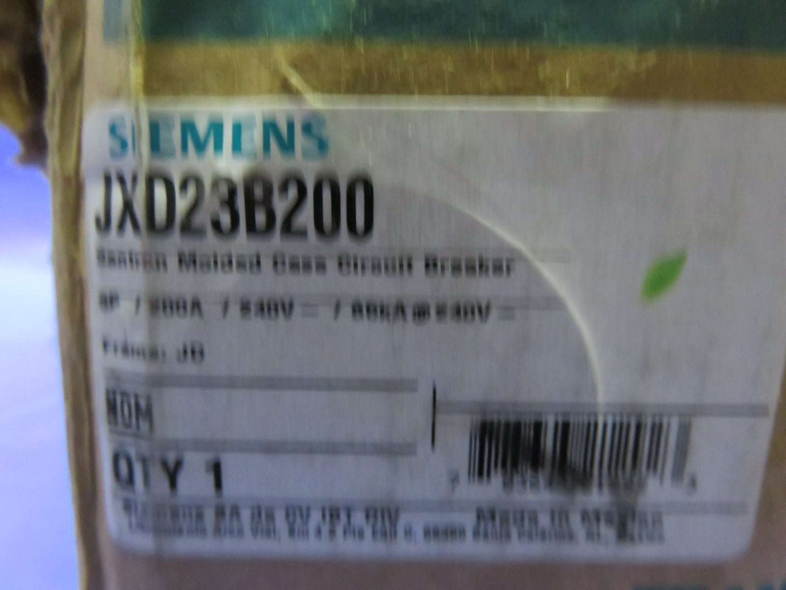 300 Amps, Siemens #JXD23B200, Sentron Series Circuit Breaker, 3-pole, 240 Volts, w/ trip - Image 3
