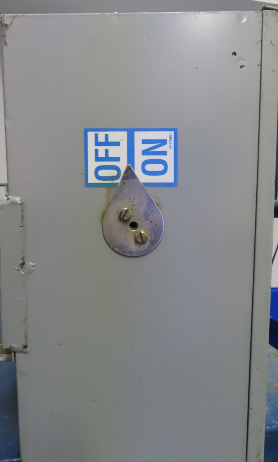 600 Amps, Cutler-Hammer #IBPLD, Bus Plug, 600 Volts, Style 5D00448G01 - Image 2