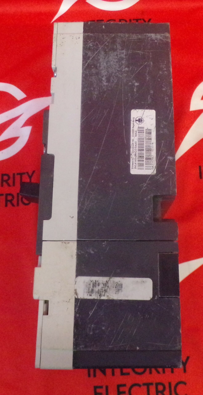 250 Amps, Siemens #NJX3T250, Circuit Breaker, 3-pole, 600 Volts, w/ trip unit, bolt-on - Image 5
