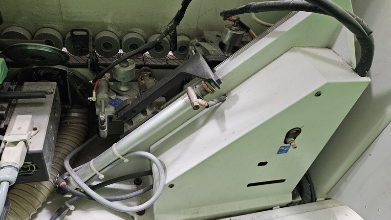 Biesse #Akron-246, Single-Sided Automatic Edgebander w/ Pre-Milling, 0.315" edge thickness, 1.96" panel - Image 7