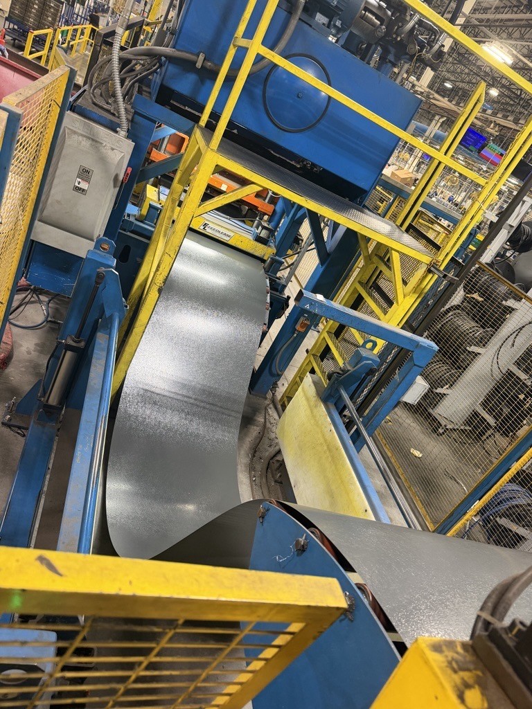 15000 lb. Feed Lease #R-15-36, conventional servo feed line, 37" W, 72" OD, 20"-24" ID, 7-rolls, 2014 - Image 2