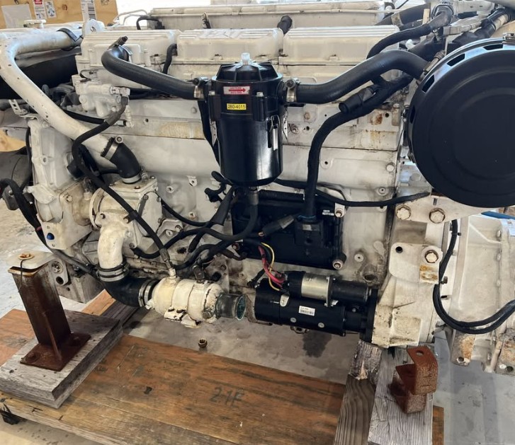 700 HP Caterpillar #C12, Marine Diesel Propulsion Engine, 2300 RPM, 5.9" stroke, 5.1" bore, inline - Image 4