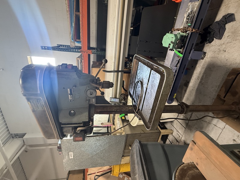 17" Delta #15-270, drill press, 3/4 HP, 5" quill travel, 12-1/2" x 17" table, 2MT spindle, step pulley - Image 4