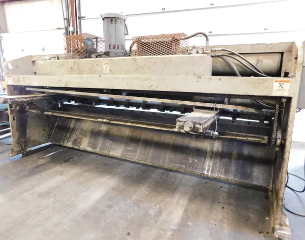 1/4" x 12' Accurshear #625012, hydraulic shear, 36" go-to Back Gauge, 2001 - Image 5