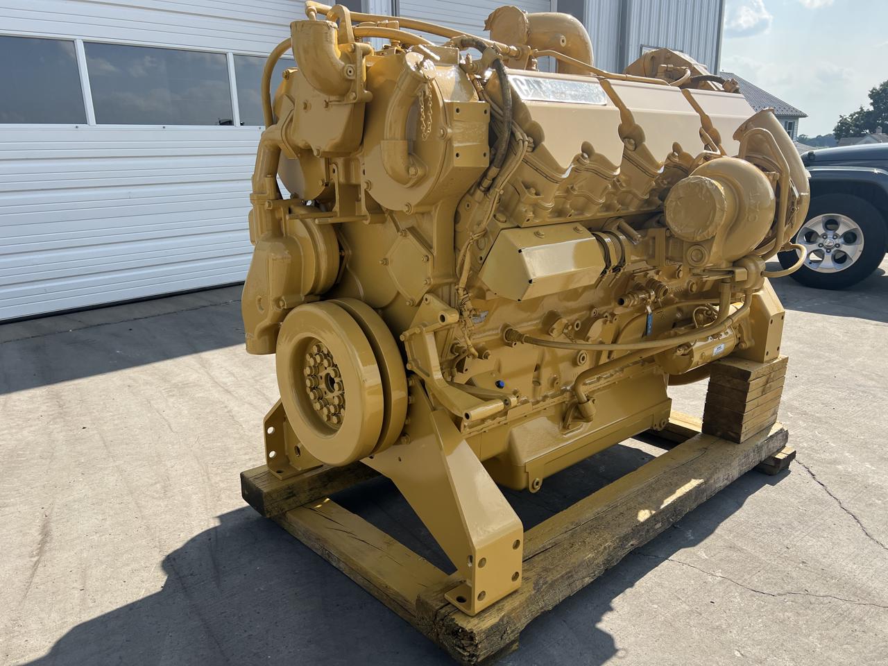 1350 HP Caterpillar #C32, industrial diesel engine, EPA Tier 2, sound attenuated enclosure 0 bell housing - Image 7
