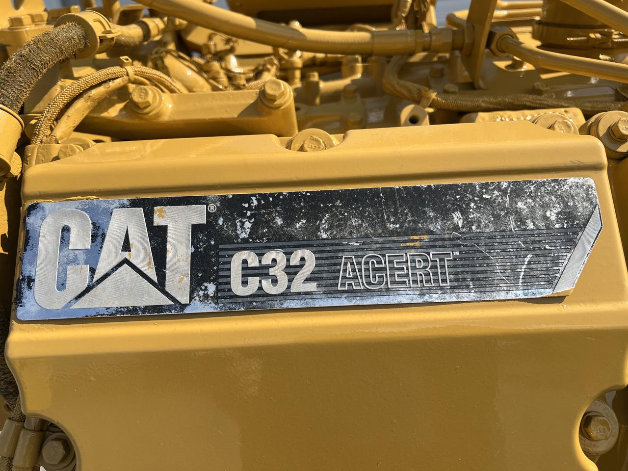 1350 HP Caterpillar #C32, industrial diesel engine, EPA Tier 2, sound attenuated enclosure 0 bell housing - Image 10