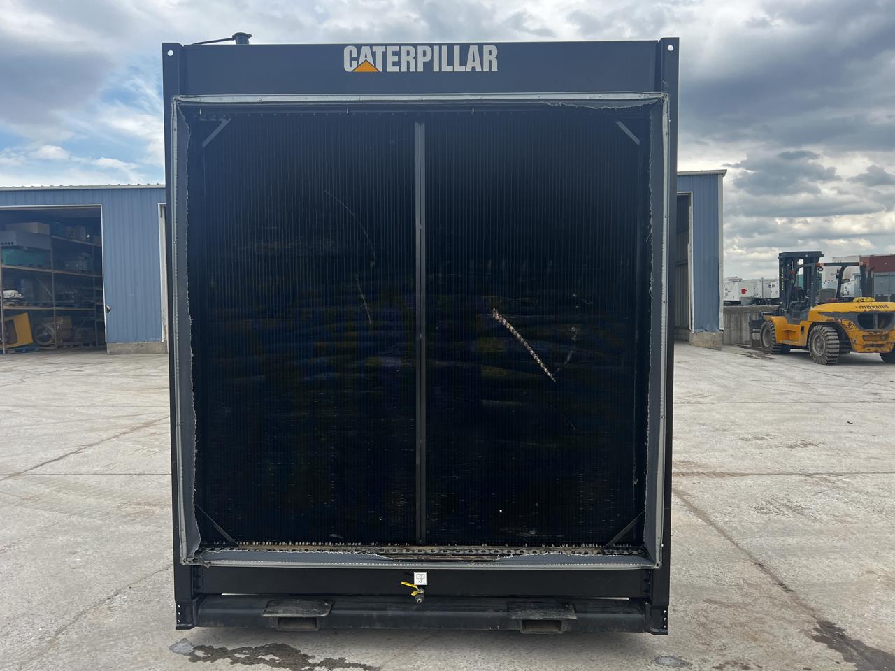1500 KW Caterpillar #SR4B-GD, diesel generator set, 4160 Volts, 1/3 phase, 3512C engine, EPA Tier 2, open - Image 3