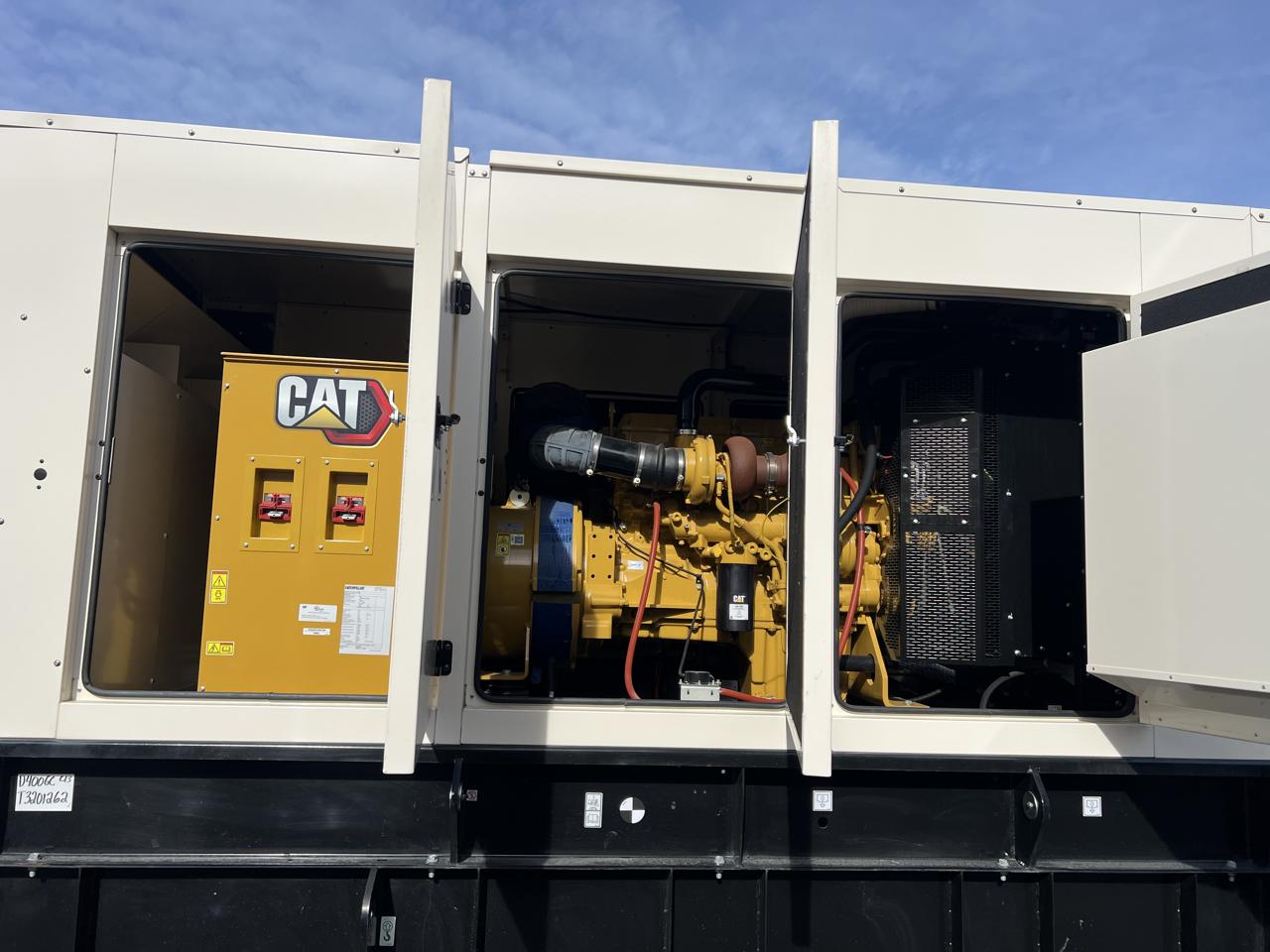 400 KW Caterpillar #C13, diesel generator set, 480 Volts, 1/3 phase, EPA Tier 3, sound attenuated enclosure - Image 5