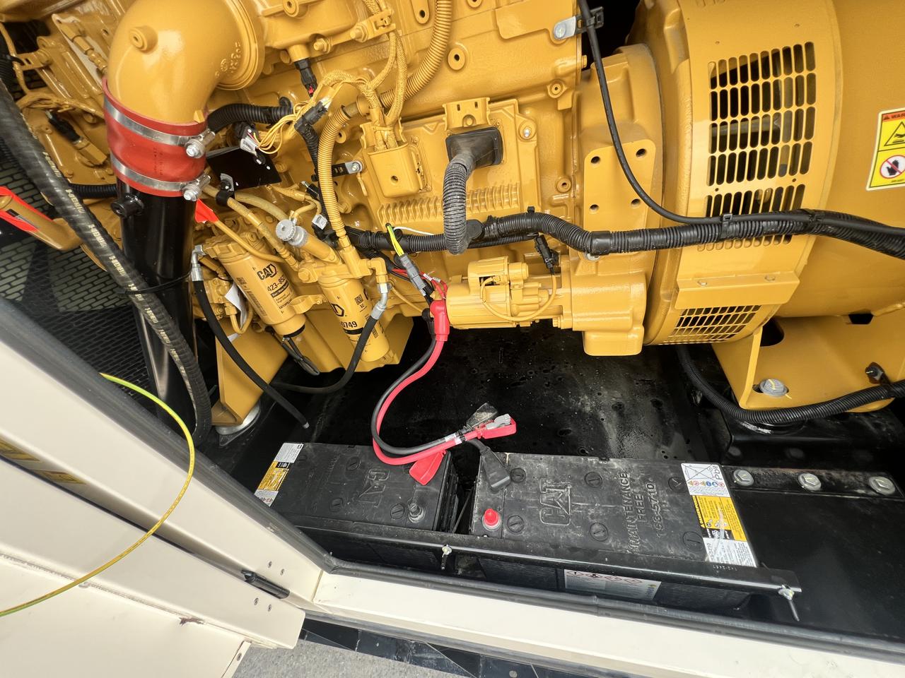 400 KW Caterpillar #D400, diesel generator set, 480 Volts, 1/3 phase, C13 engine, sound attenuated enclosure - Image 10