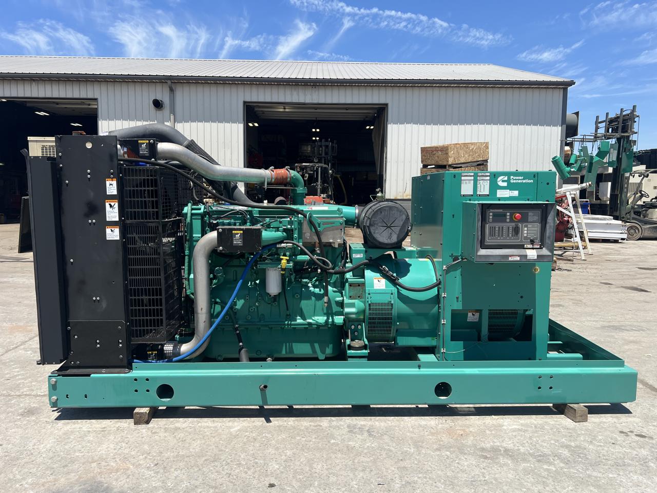450 KW Cummins #DFEJ-7704869, diesel generator set, 277/480 Volts, 1/3 phase, QSX15-G9 engine, EPA Tier 3 - Image 2