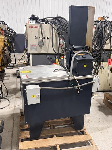 Graymills Liftkleen, immersion parts washer, 22" width x 35" front to back x 18-1/2" deep tank, 1,850 lb. - Image 1