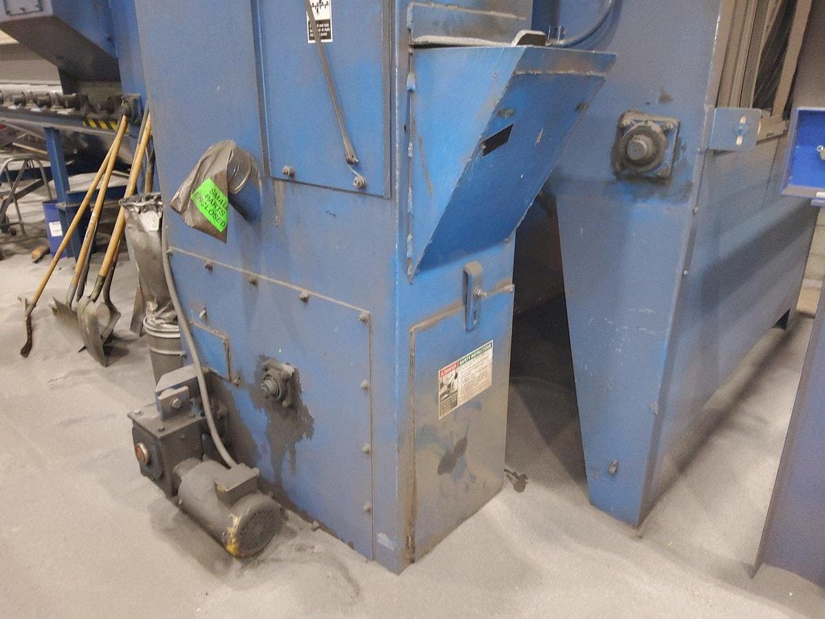 Pangborn #ES-1821, plate & structural steel conveyor shot blast machine, (4) 25 HP wheels, 72" x 18" plate - Image 5